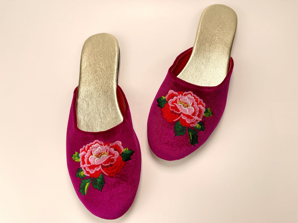 embroidered peony flower velvet mules in fuchsia color